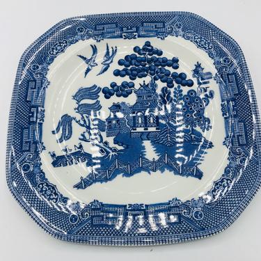 Vintage) Blue Willow pattern Johnson Bros Square  Salad Plate- 7 1/2&amp;quot; 