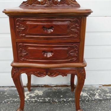 French Carved Mahogany Nightstand Side End Lamp Bedside Table 1779