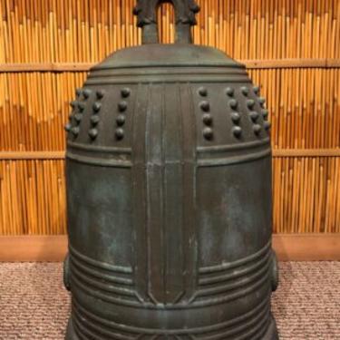 Antique Japanese Bronze Temple Bell with Great Sound.