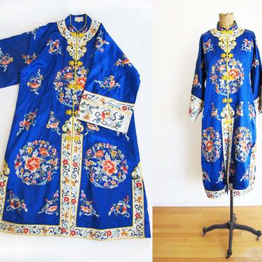 Vintage 30s 40s Chinese Silk Robe - Vintage Blue Chinese Embroidered Robe - Chinoiserie - Floral Silk Kimono Robe - 1930s 1940s Clothing S M 