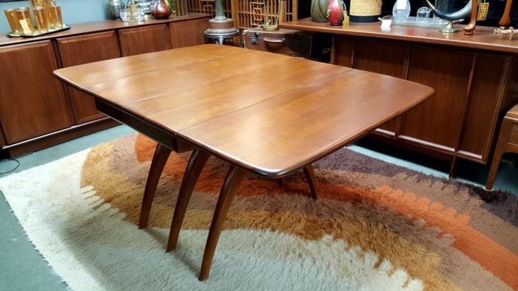 Wishbone drop leaf dining table with two additional leaves by Heywood Wakefield