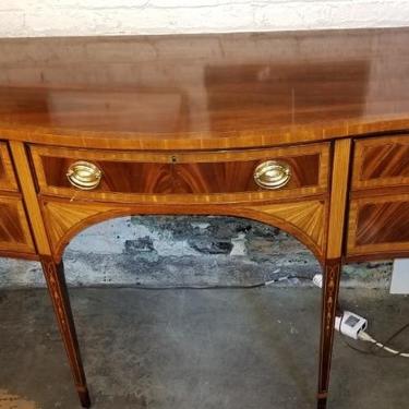 Councill Craftsmen Banded and Inlaid Mahogany Federal Style Sideboard