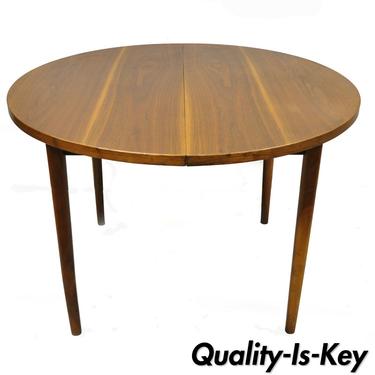 Mid Century Danish Modern Round Teak Wood Dining Room Table with Two Leaves