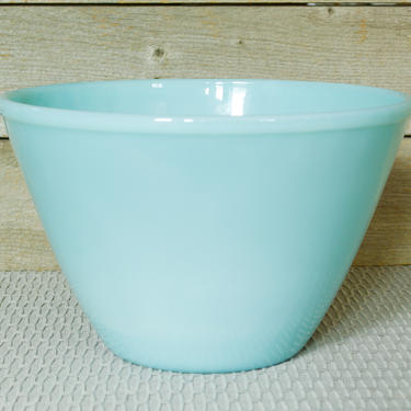 Fire King Delphite Splash Proof  8.5&amp;quot; Diameter Mixing Bowl, Azurite Large Mixing Batter Bowl, Blue Milk Glass Glassware, Vintage Baking 