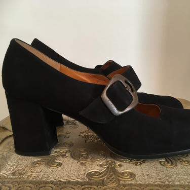 1970s Mary Jane shoes, mod vintage shoes, black suede shoes, size 8 1/2, shoes with buckles, 70s Mary Janes, 1970s heels, square toe, chunky 