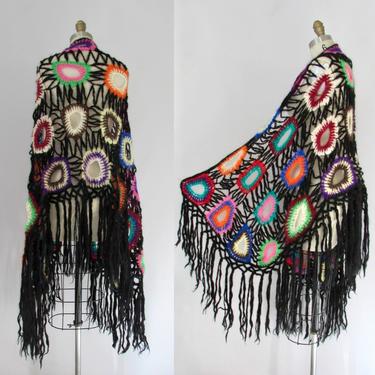 THE RIGHT KNIT Vintage 70s Joseph Magnin Shawl | 1970s Italian Crochet Granny Squares Wrap w/ Fringe | 60s 1960s Made in Italy, Hippie Boho 