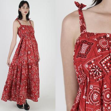 Vintage 70s Red Handkerchief Maxi Dress / Black Paisley Print Picnic Dress / Shoulder Tie Barn Wedding / Western Field Long Dress 