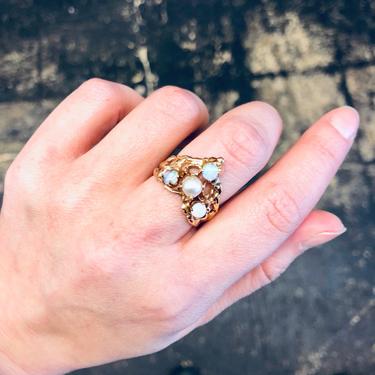 Vintage Gold Ring, 14K Yellow Gold, Opal and Pearl Ring, Engagement Ring, Gold Ring, V Shape Ring, Birthstone Ring, Opal, Ring for Wife 