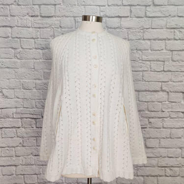 Vintage White Sweater Poncho Cape // Button-Up Knit 