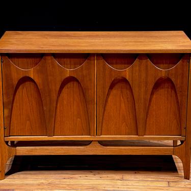 Restored Broyhill Brasilia Petite Record Storage Cabinet - Broyhill Premier Mid Century Modern Danish Style Sideboard Credenza 