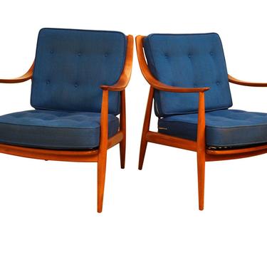 Pair Danish Mid Century Peter Hvidt and Orla Molgaard Nielsen For France and Daverkosen Lounge Chairs 