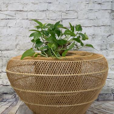 SHIPPING NOT FREE!!! Rattan Table/Coffee Table/End Table/Plant Stand/Side table/Footstool 