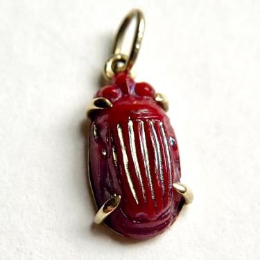 14K Yellow Gold Tiffany Small Red Favrile Glass Scarab Beetle Pendant Charm 1/2” 
