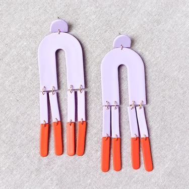FRINGE in lilac + grapefruit // Spring Collection // Polymer Clay // Large Statement Earrings // Dangle and drop // Modern Minimalist 