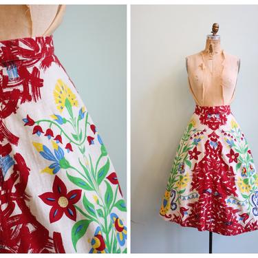 Vintage 1950's Scandinavian Floral Print Skirt | Size Medium/Large 