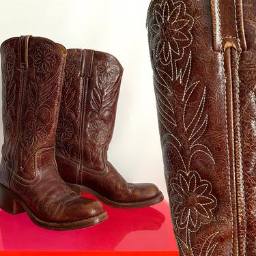 Hippie Boho Genuine Frye Boots • Flower Power Distressed Leather Quilted Design • Square Toe Chunky Block Heel • Women's Size 7 • 70s Style 