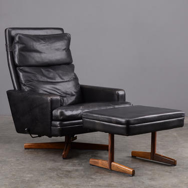 Fredrik Kayser Black Leather Lounge Chair and Ottoman for Vatne Mid Century Modern 