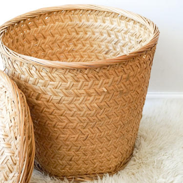 Small Vintage Woven Basket Hamper With Lid 