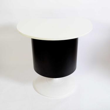 Bar Black and White with kidney shaped top on a tulip base Mid Century Modern 