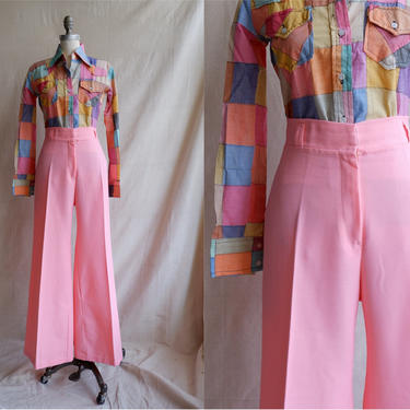 Vintage 70s Bubblegum Bell Bottom Trousers/ 1970s High Waisted Pink Wide Leg Pants/ Size 31 