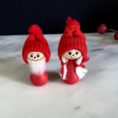 2 Tiny Vintage Swedish Tomte, Christmas Figurine Ornaments, Boy n Girl - Wood, Knit, Handmade, Hand Painted, Scandinavian Folk Art 