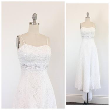 FINAL SALE /// 90s White Lace Wedding Gown / 1990s Spaghetti Strap Wedding Dress / Extra Small / Size 00 