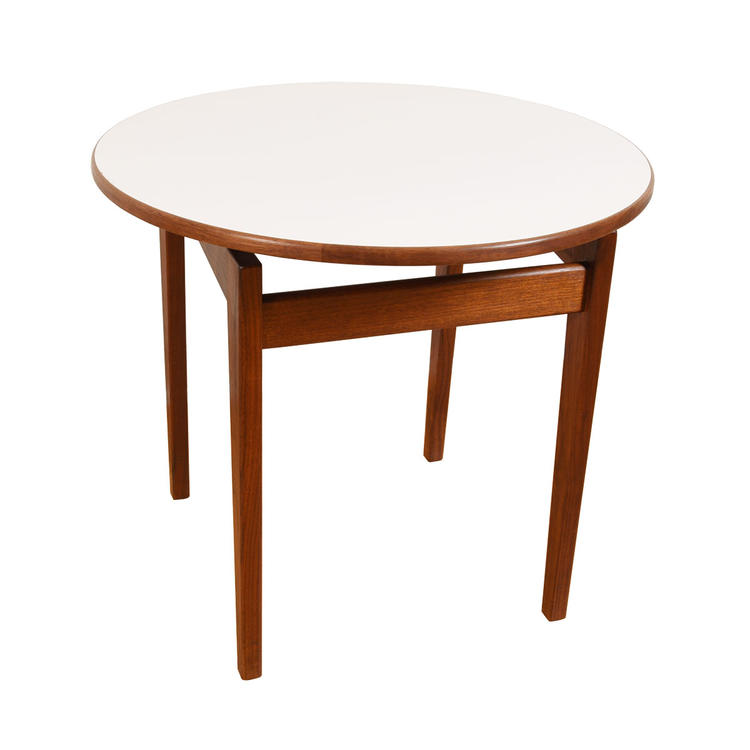Jens Risom Mid-Century Walnut Round Accent / Coffee Table
