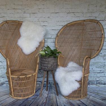 SHIPPING NOT FREE !!!Set of 2 Vintage Peacock Chair/Wicker High Back Fan Chair 