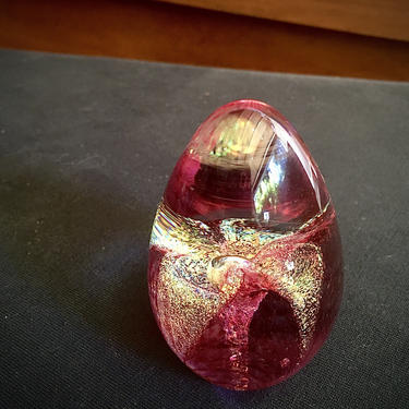 Glass Eye Studio Pink Egg Paperweight 95 Dichroic Cranberry Passion Flower by BellewoodDesignGoods