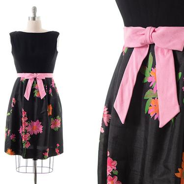 Vintage 1960s Party Dress | 60s Floral Print Silk Black Fit and Flare Sleeveless Sundress (medium) 