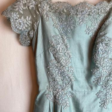 60’s wiggle dress Raw silk lace lacy structured lovely pale icy blue pencil dress 1960’s wedding party cocktail size 29” W 