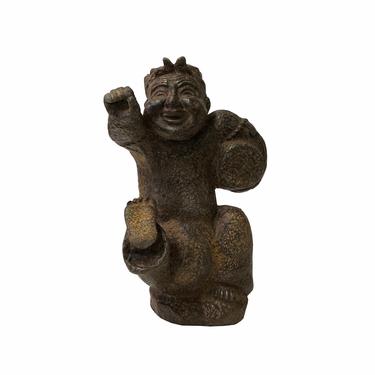 Chinese Distressed Brown Rough Marks Man Playing Drum Figure ws1884E 