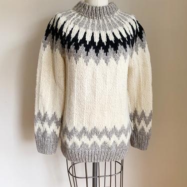 Vintage 1980s Nordic Wool Ski Sweater / S-M 