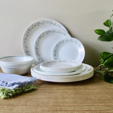 Vintage Corelle Plates and Bowls - Country Cottage Corelle Plates - Blue Hearts - Corelle Striped Bowls - 22 Piece Set 