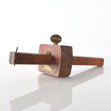 Carpenter Scribe Marking Gauge Vintage Wood Working Tool in Wood and Brass 