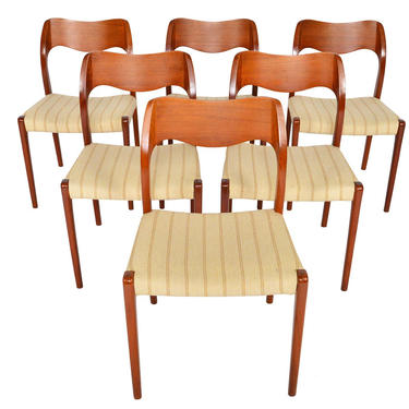 Set of Six Danish Mid Century Modern Moller Model 71 Teak Dining Chairs 