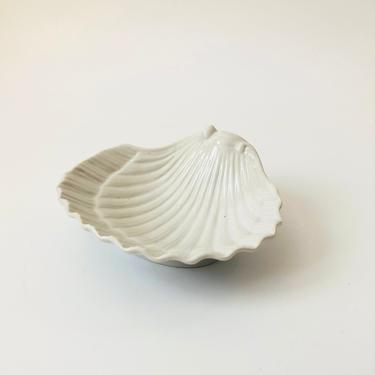 Vintage Ceramic Shell Tray 