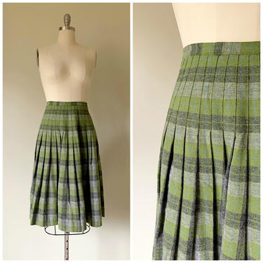 Vintage 50s Skirt • Fern • Green Plaid Wool Reversible 50s Pleated Skirt Size Small 