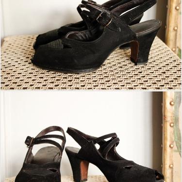 1940s Heels // Peep Toe Black Brushed Leather Heels // vintage 40s shoes 