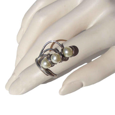 Vintage 70s Pearl Ring Sterling Silver Cocktail Ring Sz 5 - Adjustable 