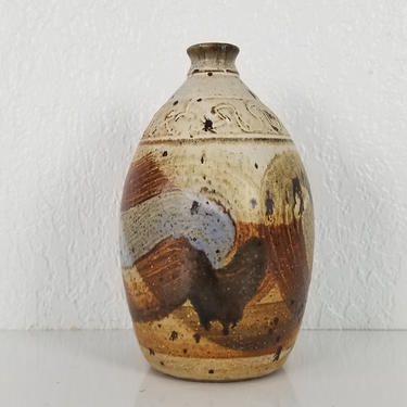 Lafferty Mid-Century  Studio Pottery Vase . 
