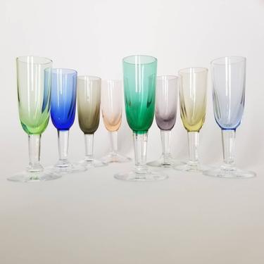 Vintage Rainbow Cordial Glasses / Colored Glass 1960s Shot Glasses / Miniature Wine Glass Set of 8 / Mid Century Cocktail Glass Barware Set 