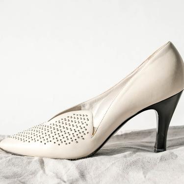 Vintage 80s CASADEI Off White Leather Micro Silver Studded Pumps | Made in Italy | Size 8 | Rocker, Streetwear, Boho | 1980s Designer Heels 