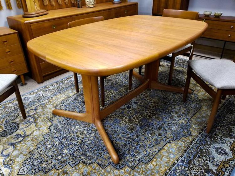                   Danish Modern teak dining table with 1 extension