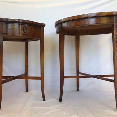 Vintage Imperial Grand Rapids Mahogany Table Pair 