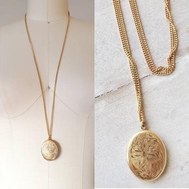 Diana gold locket necklace, photo locket, 1960s vintage necklace, vintage jewelry 