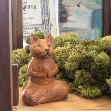Wooden Praying Cat, Cat Statue, Meditating Cat Statue, Yoga Kitty Meditating 