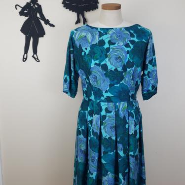 Vintage 1950's Blue Floral Dress / 50s Cotton Blue Rose Dress L 