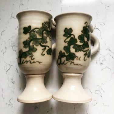 Set of 2 Vintage John A Petree Wilburton OK Studio Pottery Ivy Design Pedestal Mugs with Handle, Antique Pottery Mugs Candle Holders Plant by LeChalet
