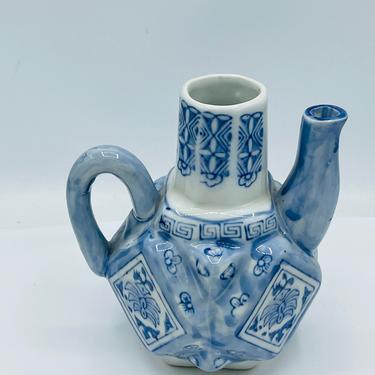 Vintage Porcelain Blue White Long Neck Asian Handled Teapot 6&quot; 